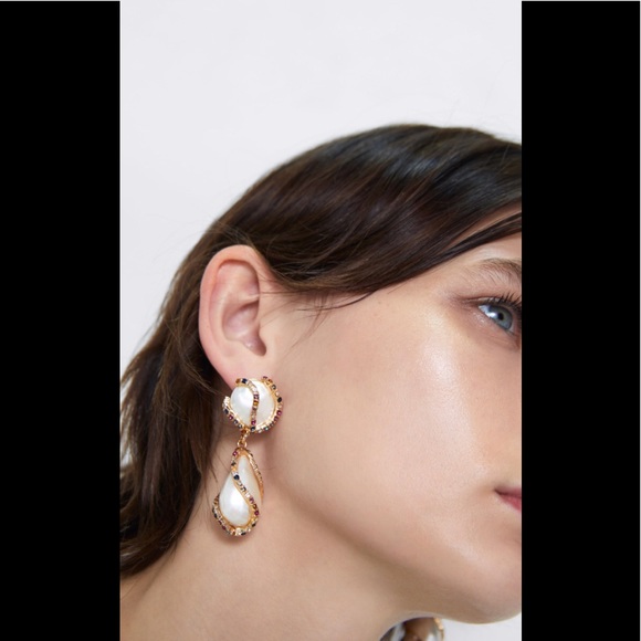 Zara Jewelry - Zara Large Pearl Earrings